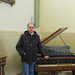 Виктор, 44