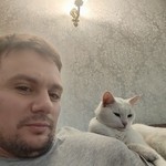 Роман, 39