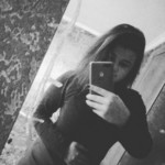 Юлька, 23 (2 фото, 0 видео)