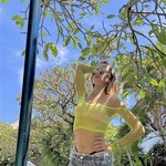 Julia, 32